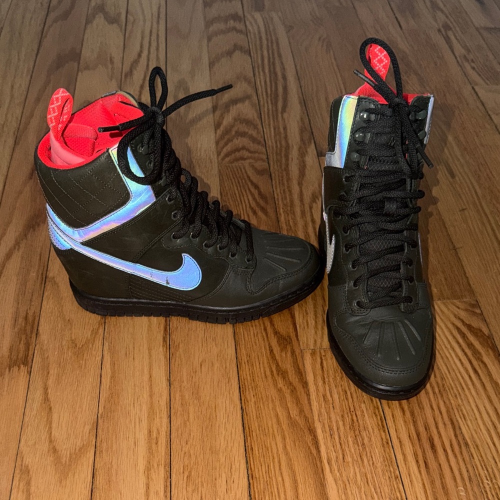 Nike Dunk Sky Hi 2.0 Wedge Sneaker Boot - Sequoia Green
